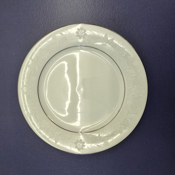 Noritake Vintage 6909 Ranier Set Of 4 Silver-Lined Salad/ Sides Plates - Picture 4 of 5